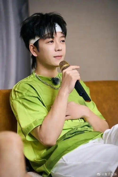 娱乐爆料王栎鑫视频播放,回忆杀来袭! 第3张 娱乐爆料王栎鑫视频播放,回忆杀来袭! 第3张